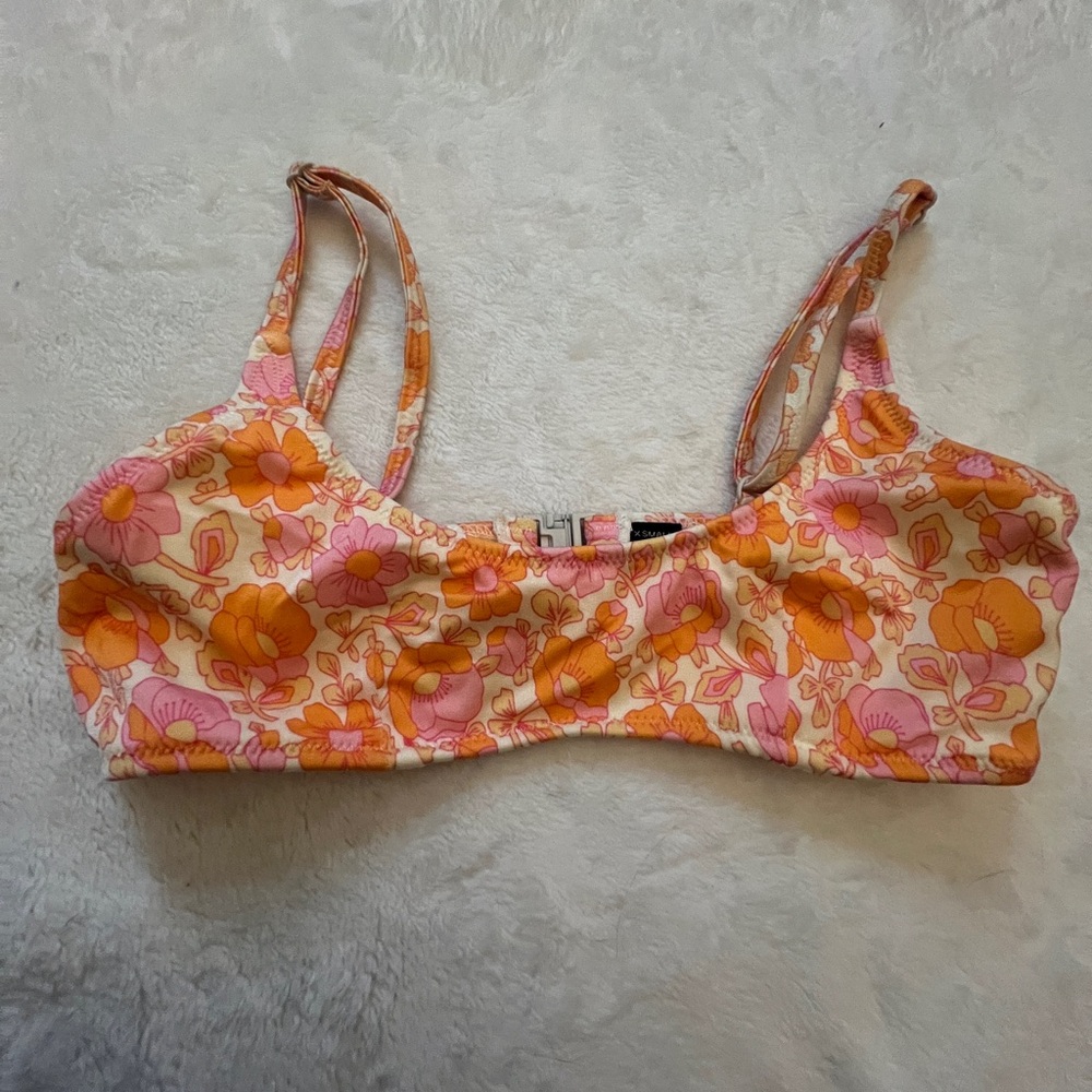 Triangl top